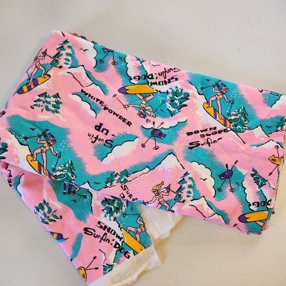 Vintage Other - Vintage 1990s Novelty Fabric Pink Downhill Skiing Ski Surfing Print Brookhaven